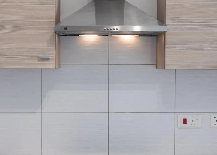 아파트 The Pinnacle 3 - 2bed W Indoor Jacuzzi! By Homely 멜리에하